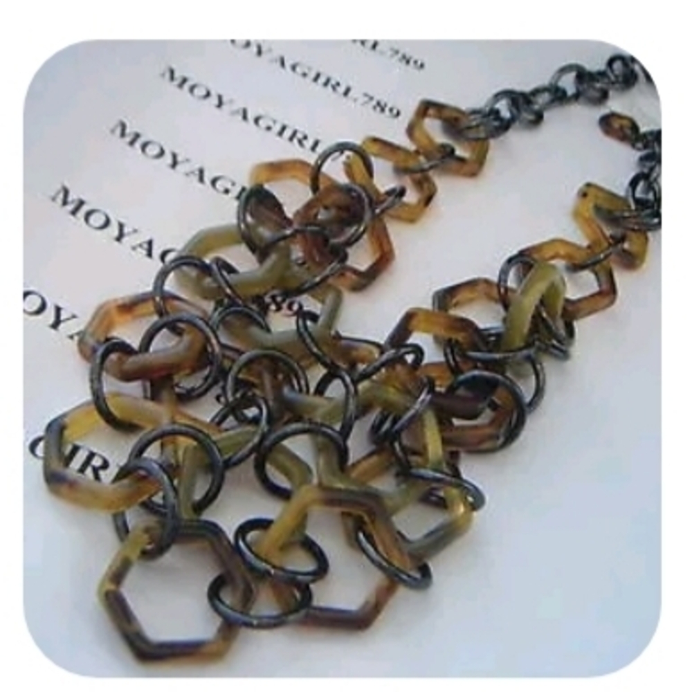 Lia Sophia Chunky Chain Necklace